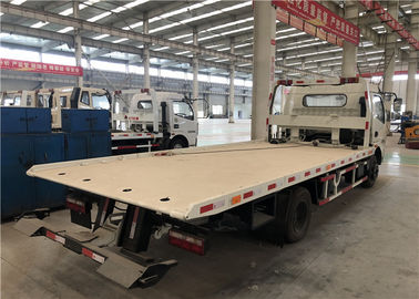 Hydraulic Control Flatbed Road Wrecker Truck 360 Rotation Angle ISO9001