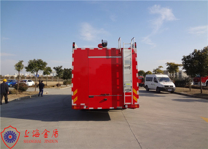 276kw Power 6x4 Drive Foam Fire Fighting Vehicle  With Double Row Structure Cab
