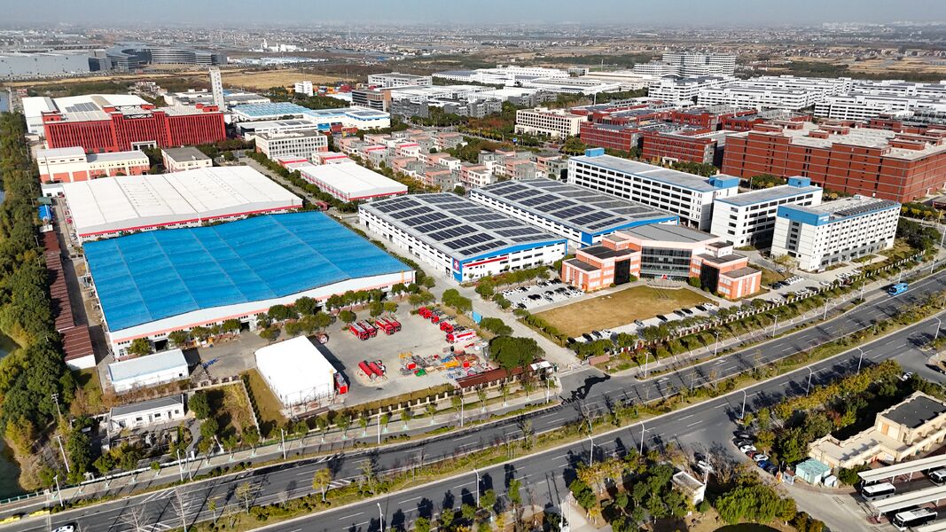 Shanghai Jindun special vehicle Equipment Co., Ltd производственная линия завода